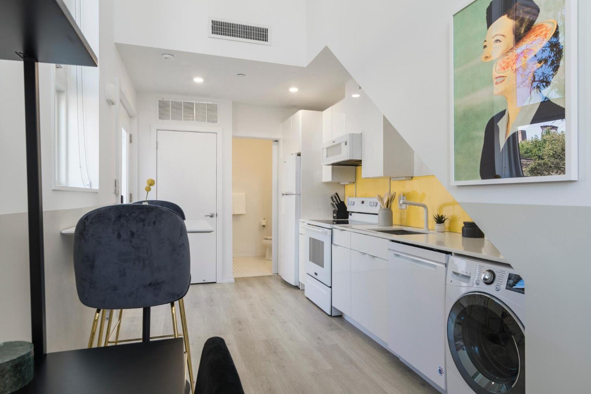 Apartamento Abode Xs House Stunning Architectural Flat Filadelfia Exterior foto