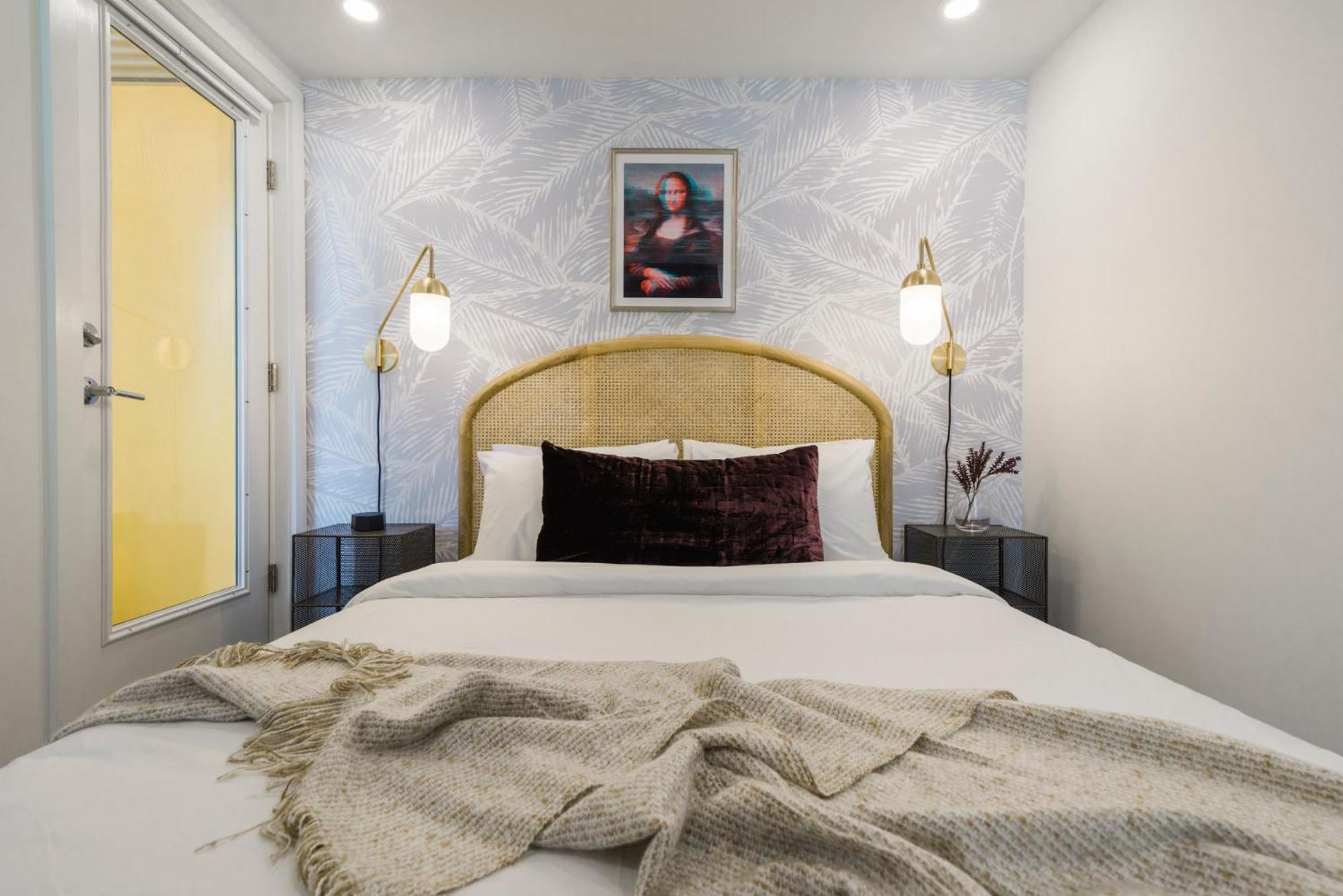 Apartamento Abode Xs House Stunning Architectural Flat Filadelfia Exterior foto